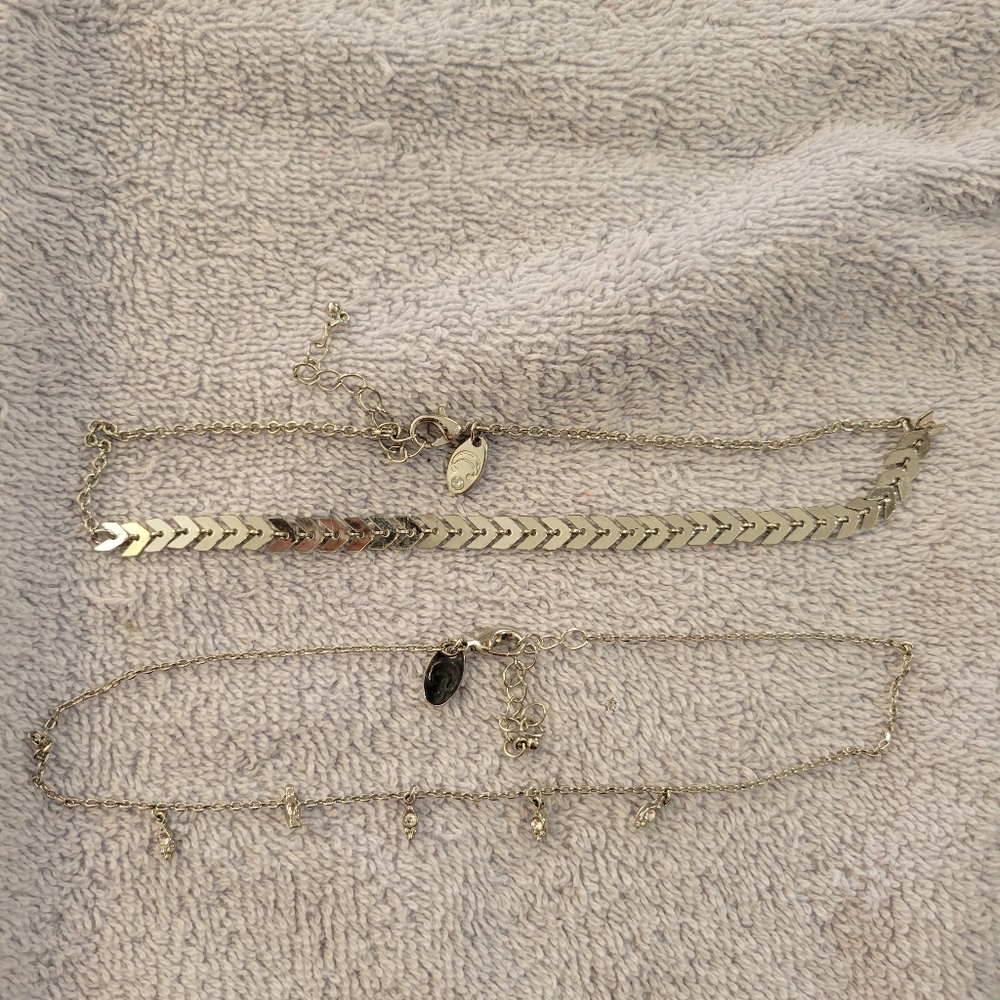 Two chokers